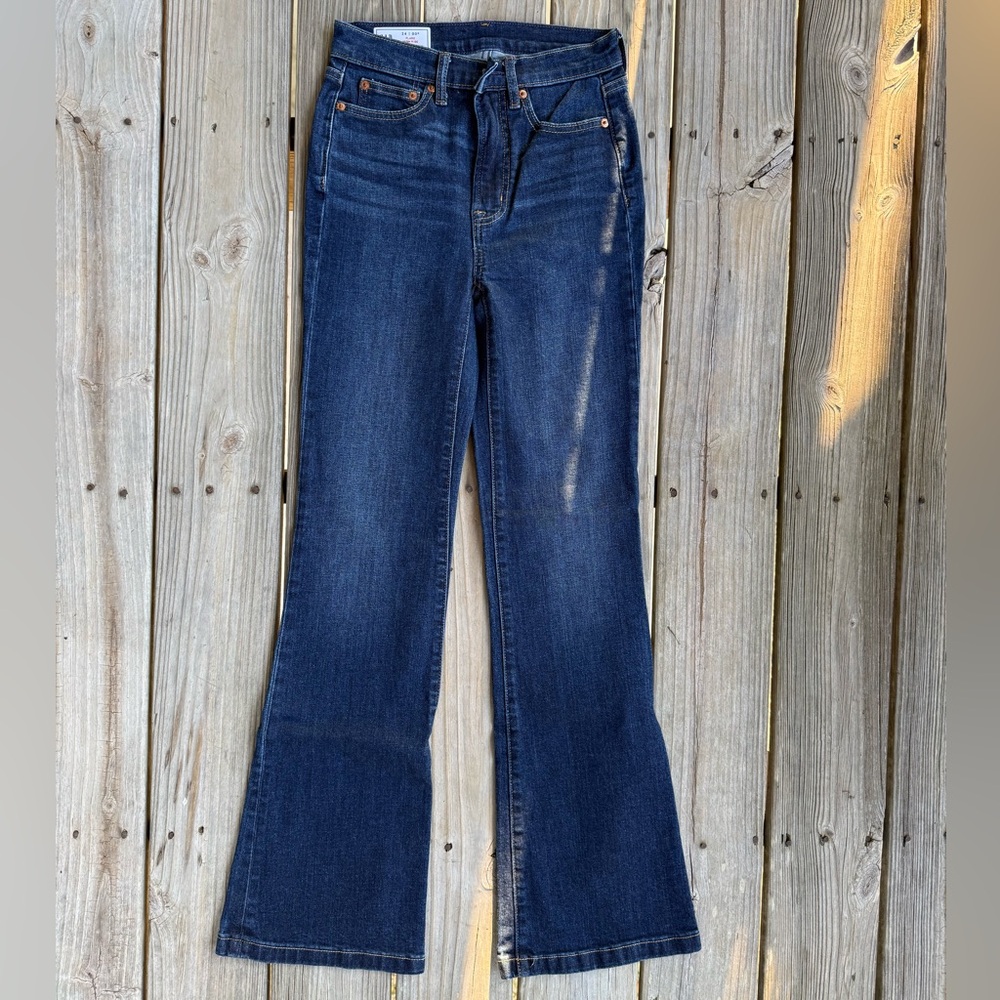 GAP Women’s High Rise Flare Jeans
